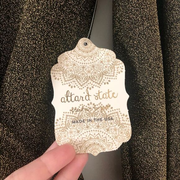 NWT Altar'd State Flare Sleeve Romper in Gold Shimmer - Size S - Picture 6 of 9